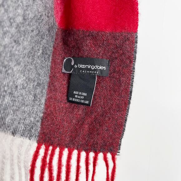 C By Bloomingdales Cashmere Plaid Fringe Scarf Red Gray Black Womens - Picture 6 of 9